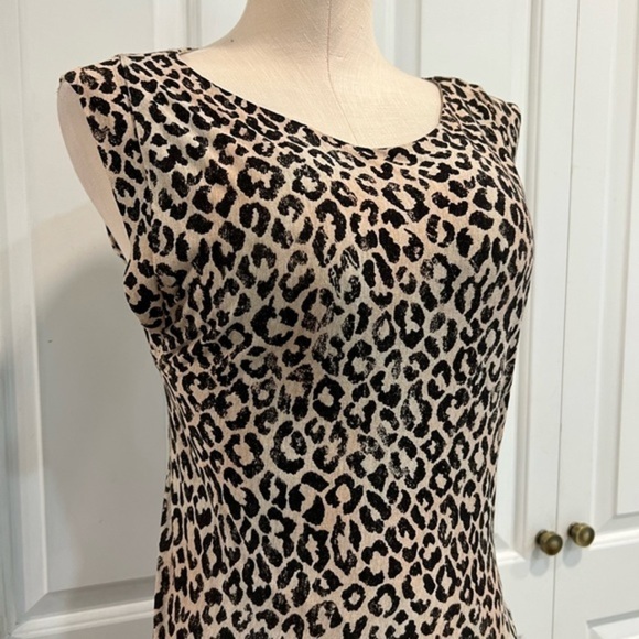 Rebecca Taylor Animal Print Sleeveless Body Con Ruched at the Hip Midi Dress - Picture 4 of 15